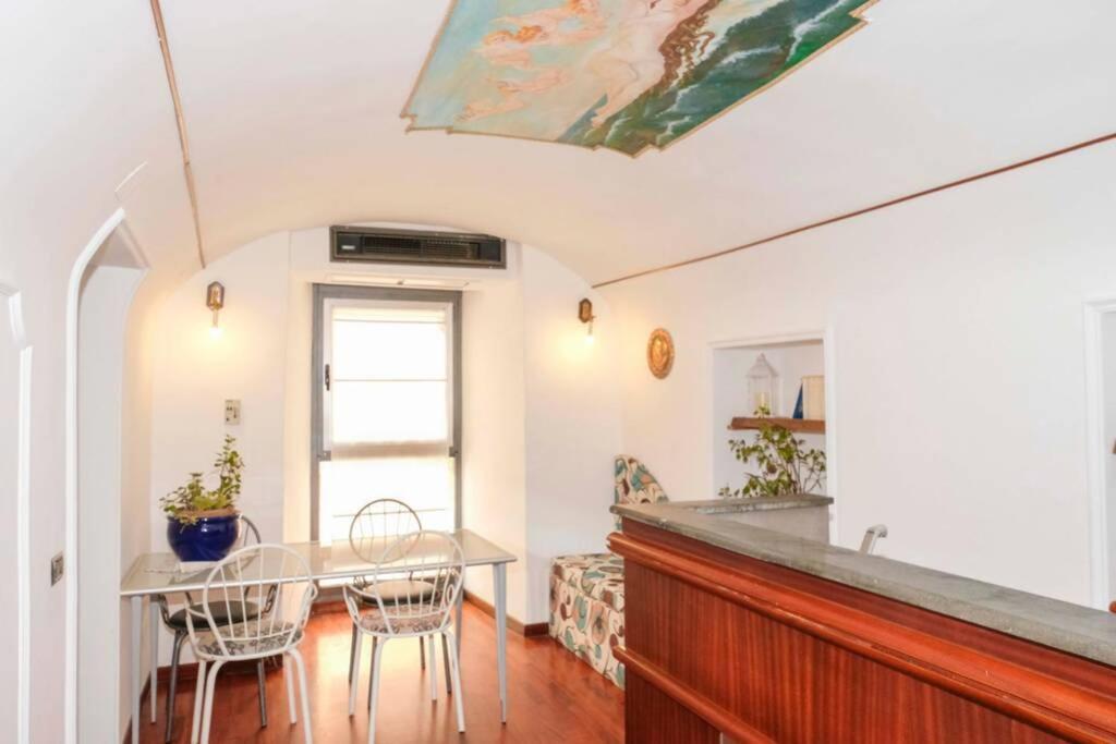 Apartamento Napoli Centro Storico Un Passo Da San Gennaro Nápoles